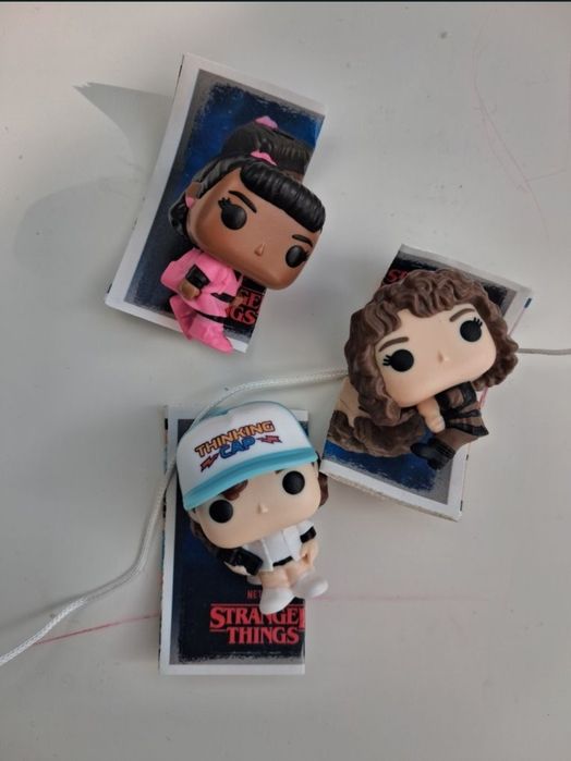 Единични бройки Kinder Joy x Stranger Things / Harry Potter