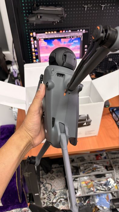 Dji мавик 4 про дрон