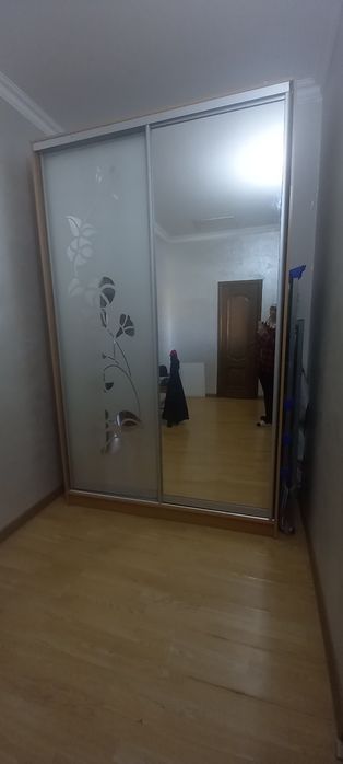 Шкаф для прихожей, для спальной с зеркалом