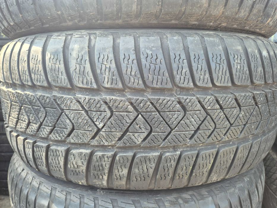 4 Anvelope M+S IARNA - 245/40/19 - PIRELLI Sottozero RUN-FLAT OEM BMW - DOT 2019 !