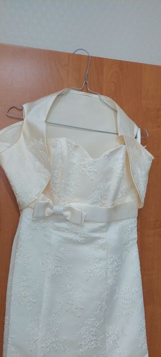 Продам свадебное платье