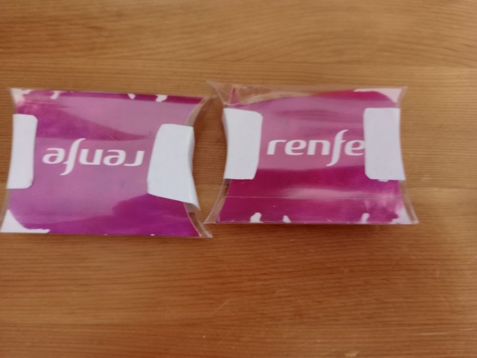 14 perechi căști Renfe (4  modele)