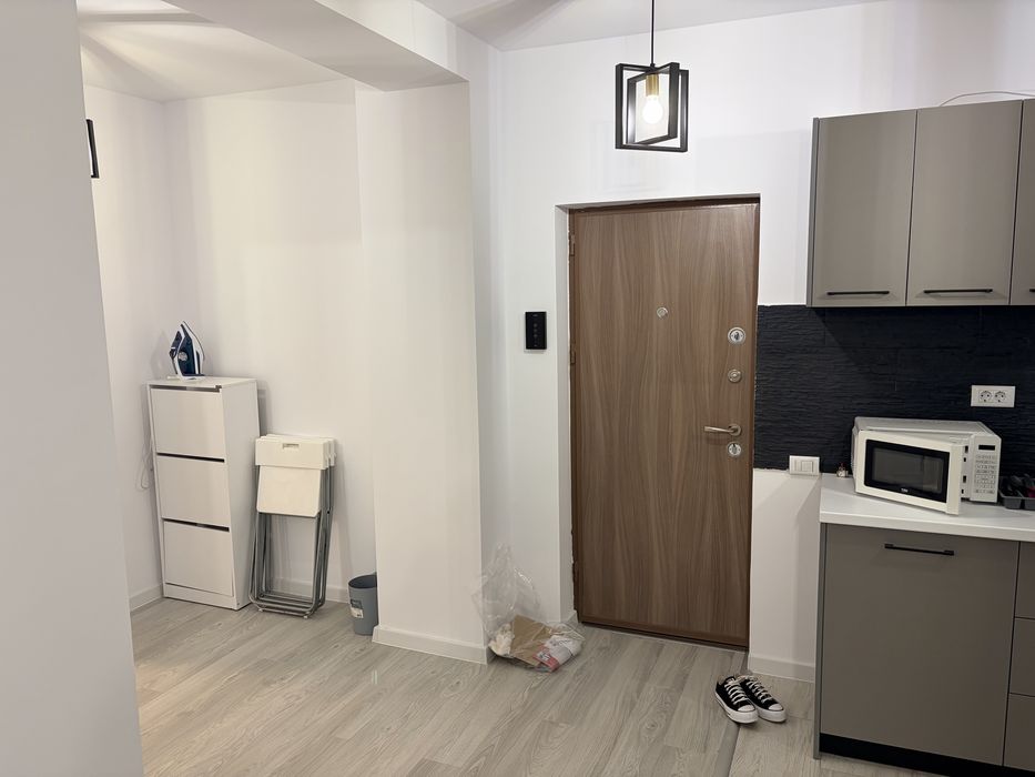 Inchiriez apartament 2 camere militari residence