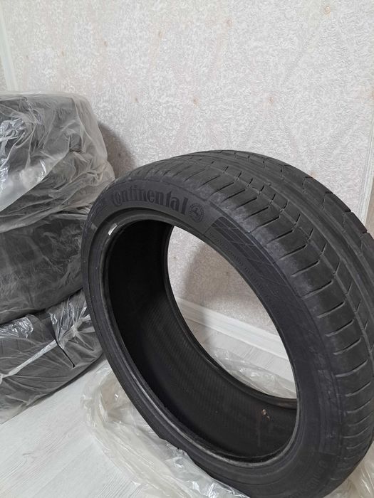 Продам резину continental 225,40.r18
