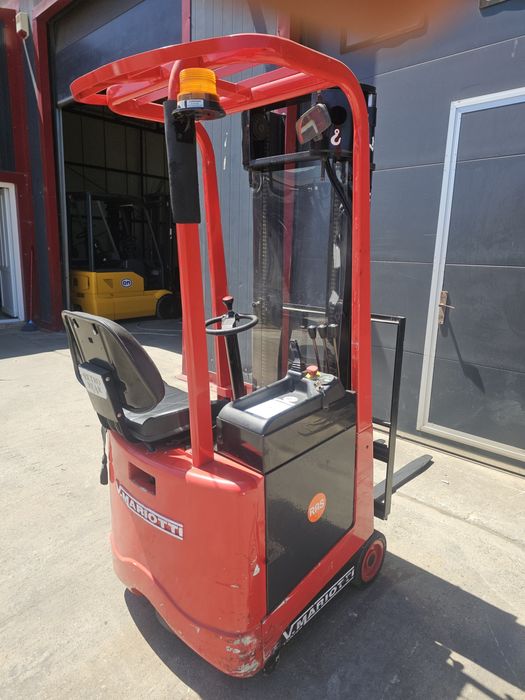 Stivuitor / electrostivuitor V.MARIOTTI 0.4T