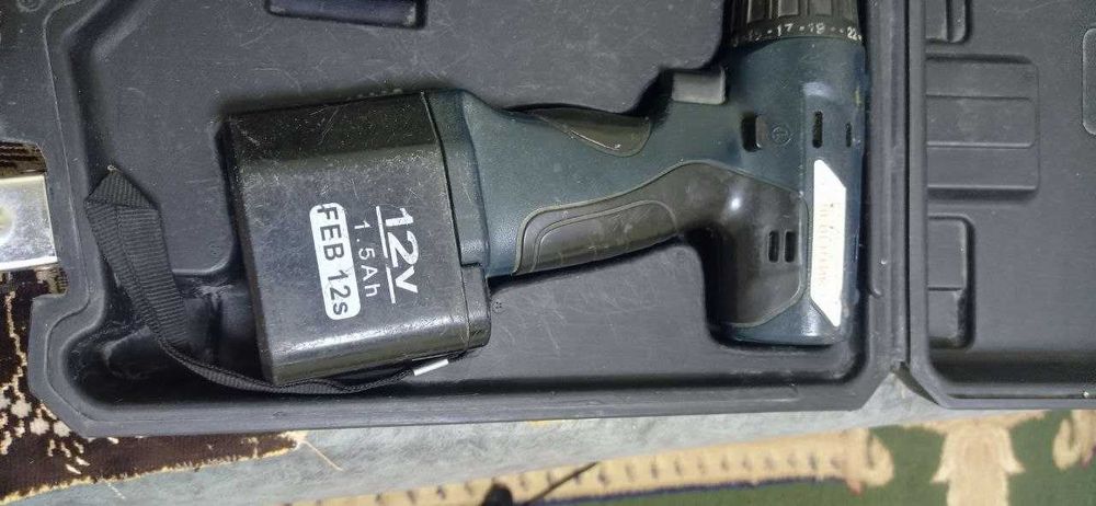 Шуруповерт запчастга сотилади