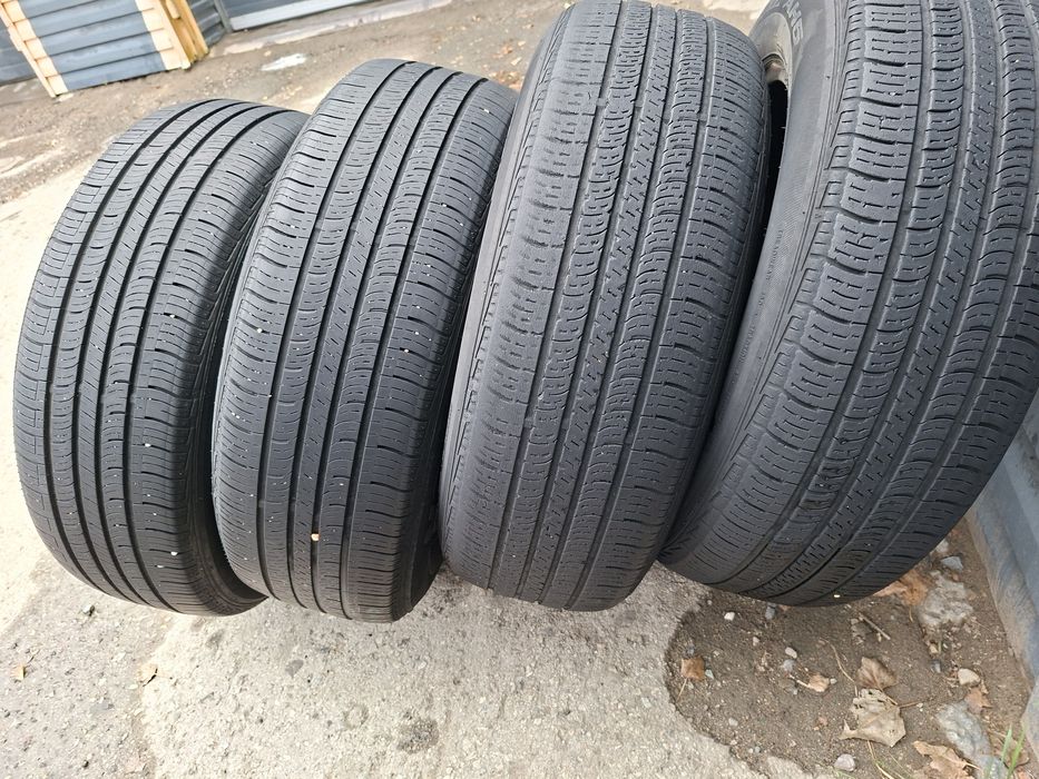 Продам шины 205/65/16 нексен