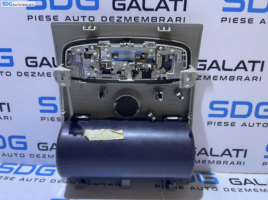 Plafoniera Lumini Lampa Iluminare Plafon Ford C-Max 2004 - 2010 Cod 3M51-R045B54-BEW