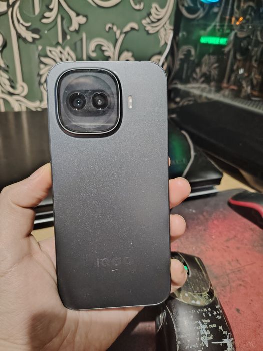 Vivo IQOO 15R 12/256gb