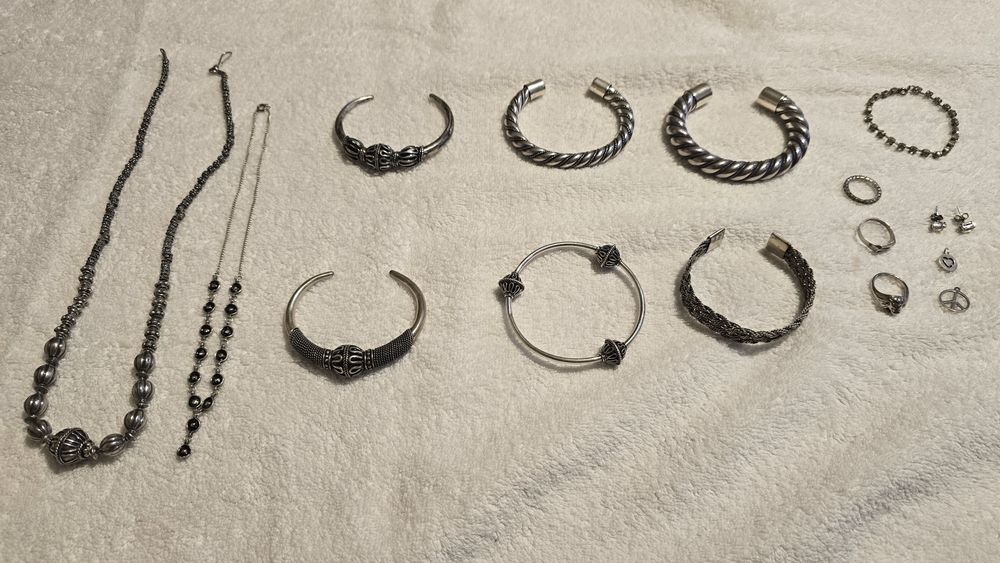 Разнообразие от бижута