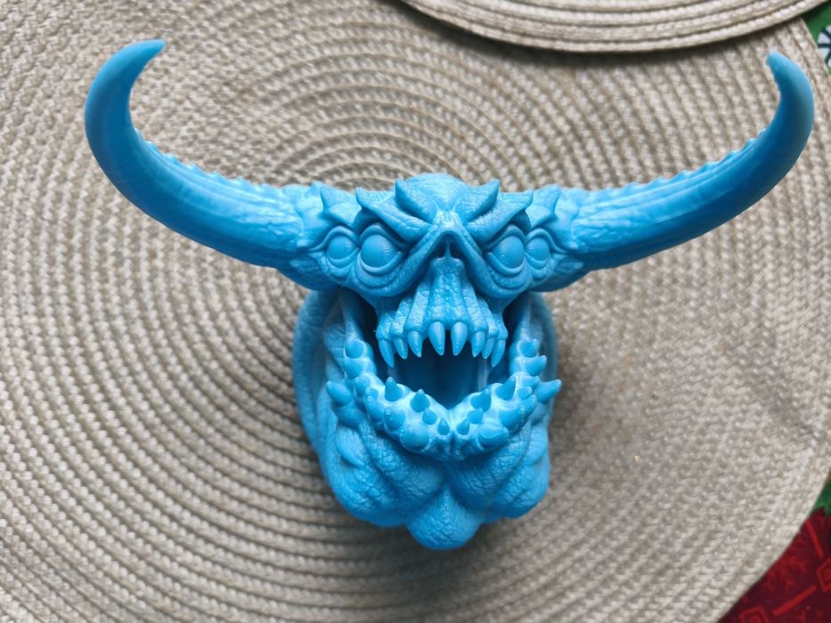 Фигурка от пластмаса