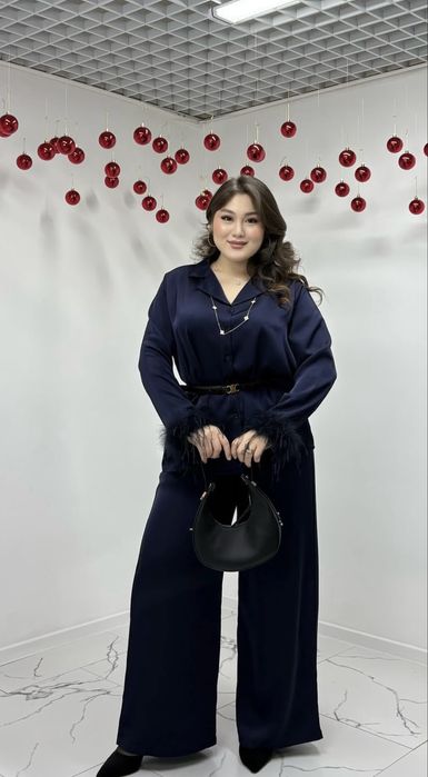 Продам нарядную двойку