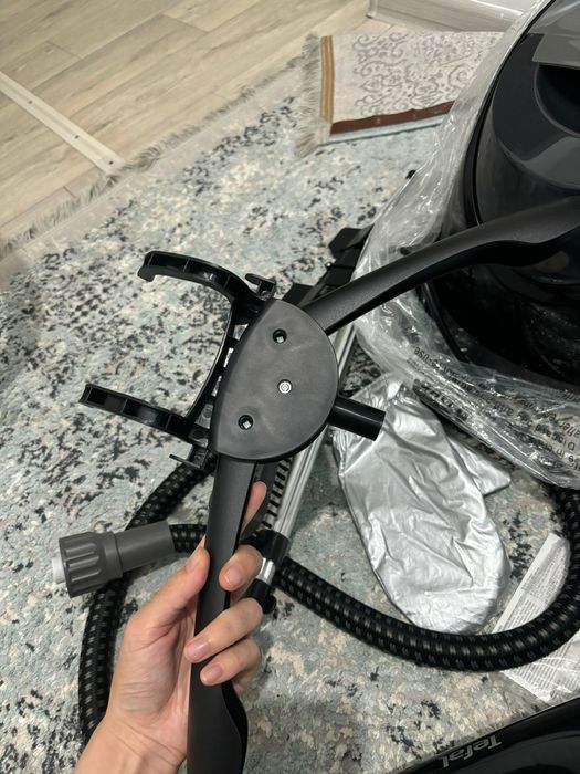 Продам отпариватель срочно торг есть.