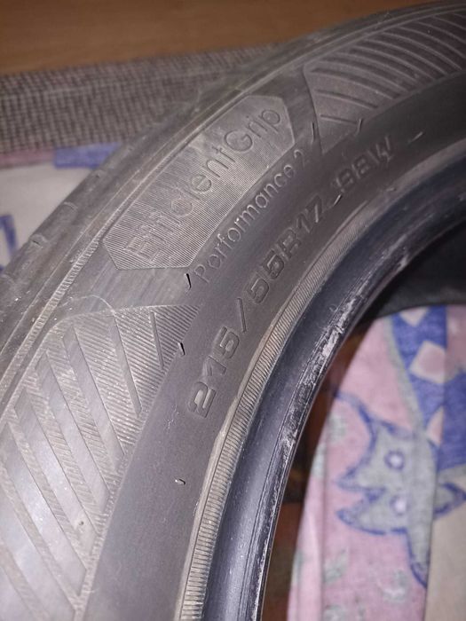 Set 4 anvelope GoodYear EfficientGRip Performance2 dot 3621, 215/55/17