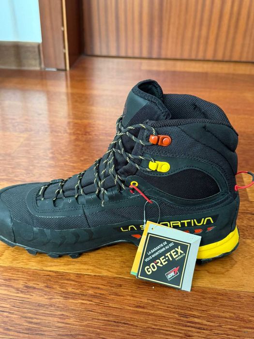 Bocanci La Sportiva TXS GTX BLACK/YELLOW