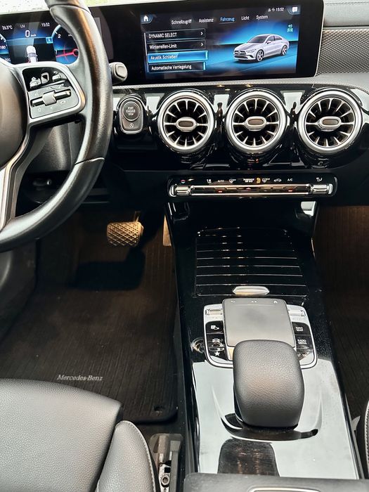 Табло от Mercedes CLA w118 2021