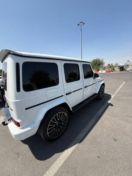Mercedes benz G63 AMG