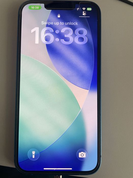 iPhone 13- stare foarte bună