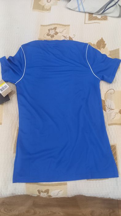 Футболка adidas 46размер