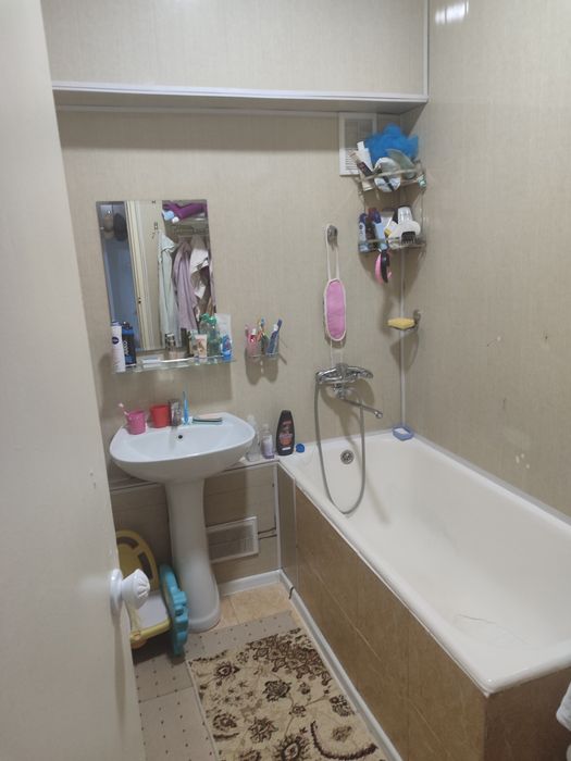 Продаю свою квартиру на ТТЗ 4 2х комнатную