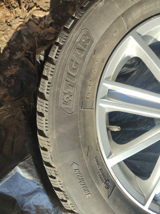 Продам комплект колес