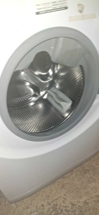 Пералня със сушилня Hotpoint Ariston Aqualtis (9/7 кг) – за части