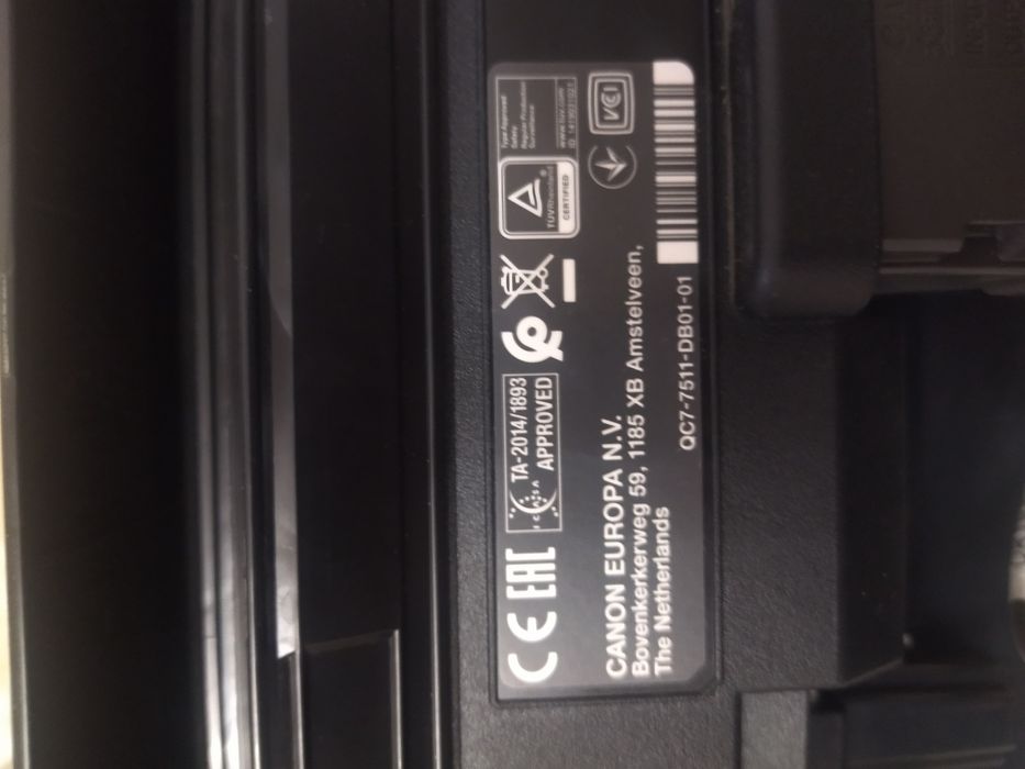 Продам цветной принтер Canon