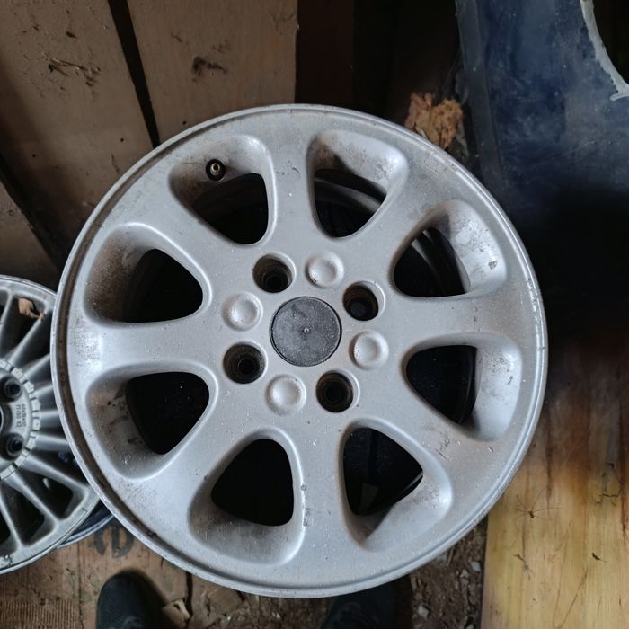 Volvo V40 1.9 dci 115 на части