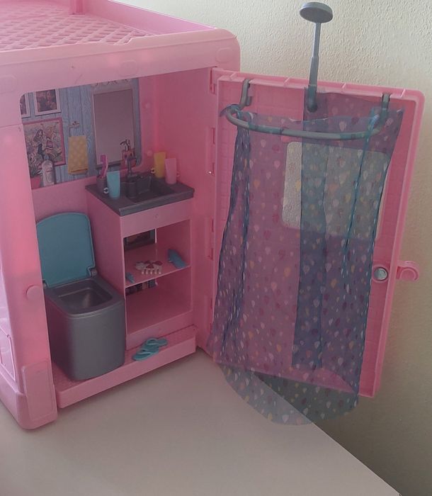 Кемпер 3в1 - трансформира се в 360-градусова зона за къмпинг; от него