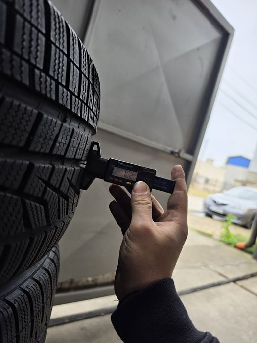4 Броя 255/45/19 Hankook 2x7mm 2x6,3mm 23dot