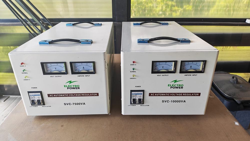Vând 2 stabilizatoare de tensiune Electropower SVC-7500 VA și SVC 10000 VA