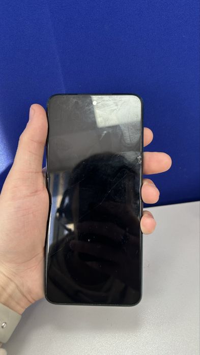 Huawei Nova i8 | Xiaomi Redmi Note 9 Pro