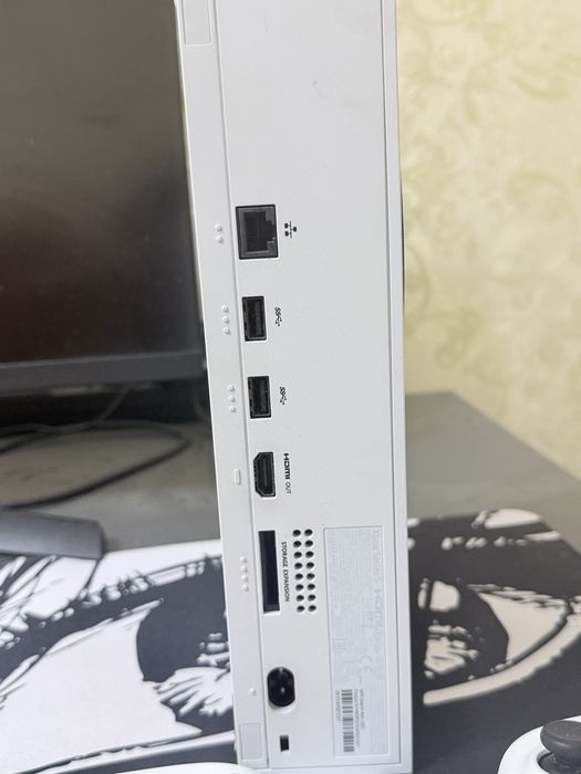 Xbox series s 2 джостика