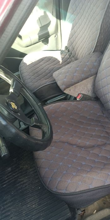 Продам Мазду 323 bg слипая