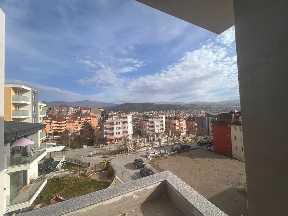 Продава се Тристаен апартамент в Благоевград, Първа промишлена зона - 99 кв.м за 603 €/кв.м - Снимка #8