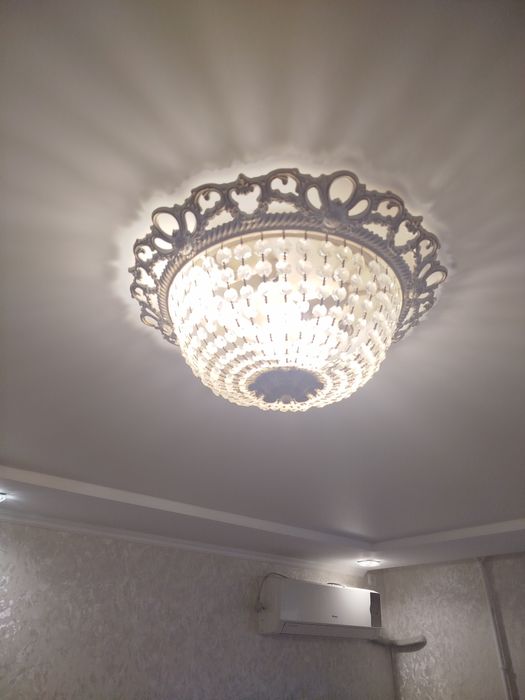 Продам люстру в зал