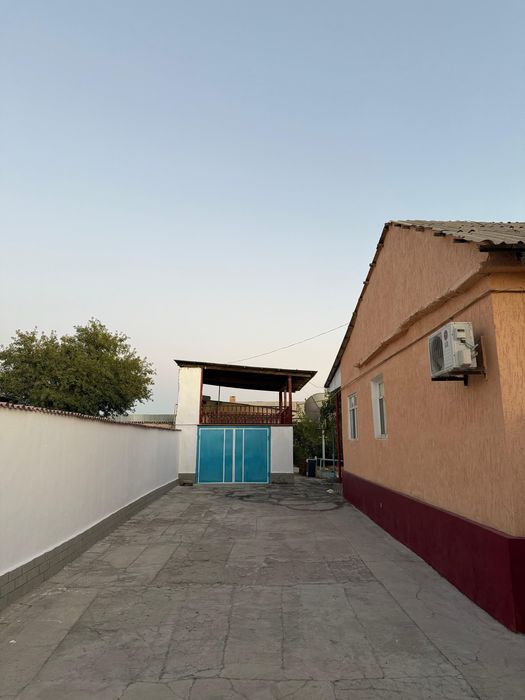 Тез арада жер уй сатылады.