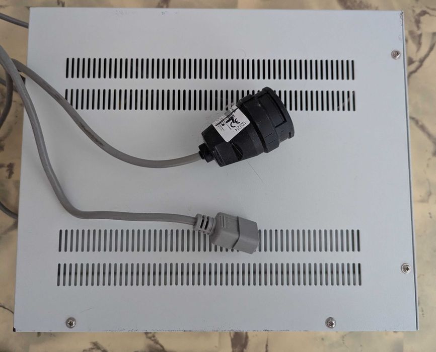 Stabilizator de tensiune Braun Automat Servo-Motor 5000VA