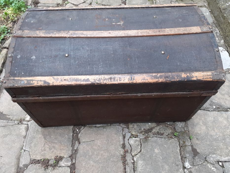 Старинен шкаф ракла