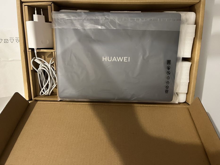 Срочно. Продам Matebook 14 oled  отл сост