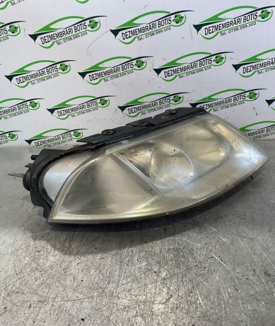 Far dreapta 1 EL 008 350 02 Volkswagen VW Passat B5.5 (facelift)