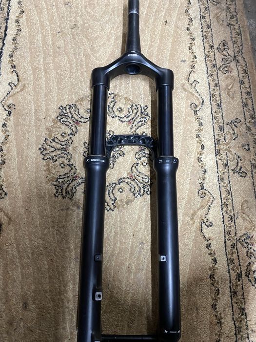 Вилка Rockshock 35.Спешно