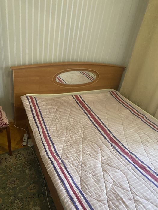 Кровать двухспальная