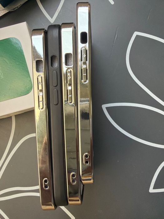 iPhone 13 128GB 4бр.гръбчета за телефон