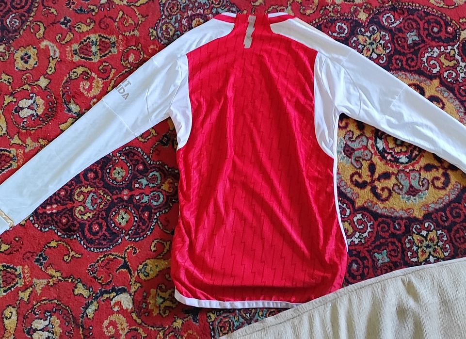 Длино рукав арсенал