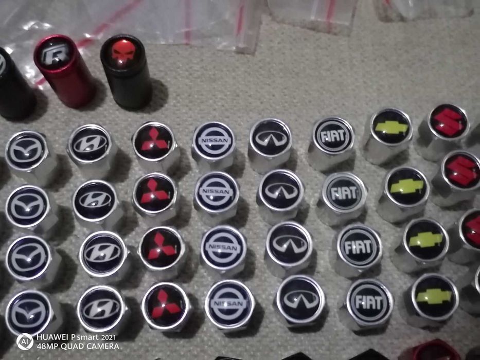 Метални капачки различни модели и цветове