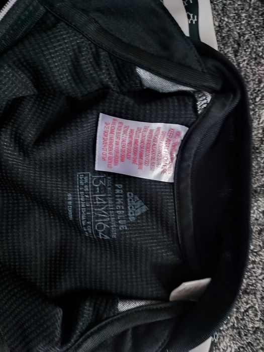 Горнище Adidas .