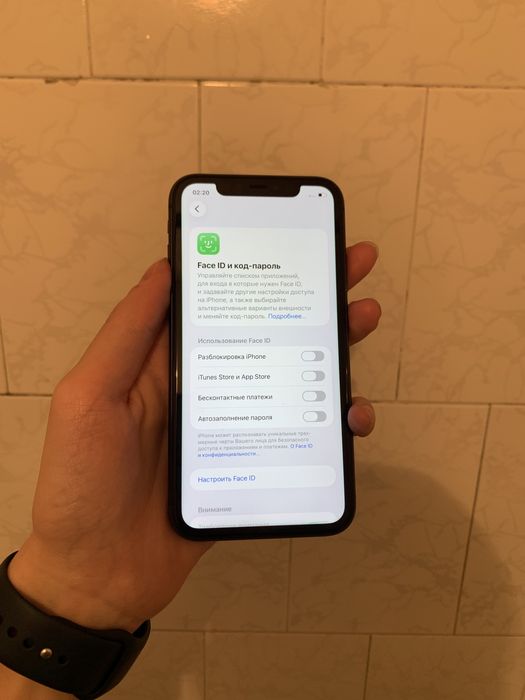 Продам Айфон 11 64gb