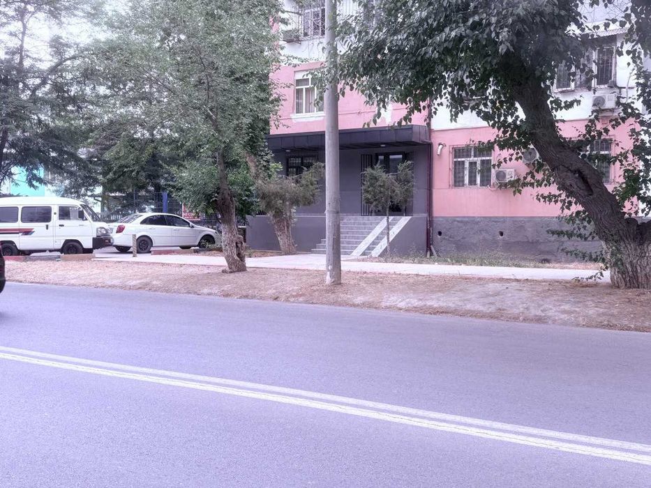 Лисунова 50 кв. Помещение в аренду под офис, магазин, аптека и похожее