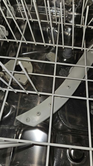 Съдомиялна Hotpoint Ariston, за части или ремонт